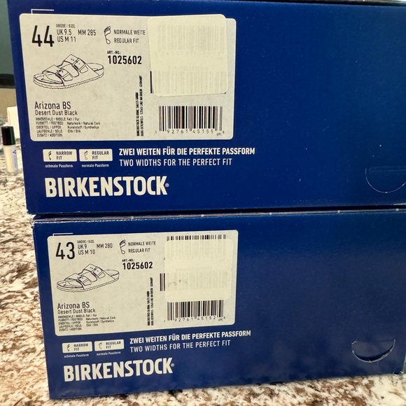 Birkenstock Sandals 🖤 - Picture 4 of 13